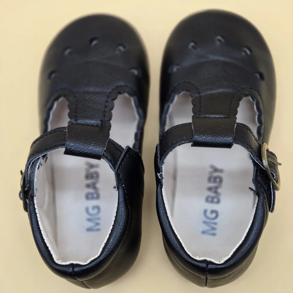 MG Baby T-strap Mary Jane Classic Black Shoes Size 7.5 Toddler EU 25